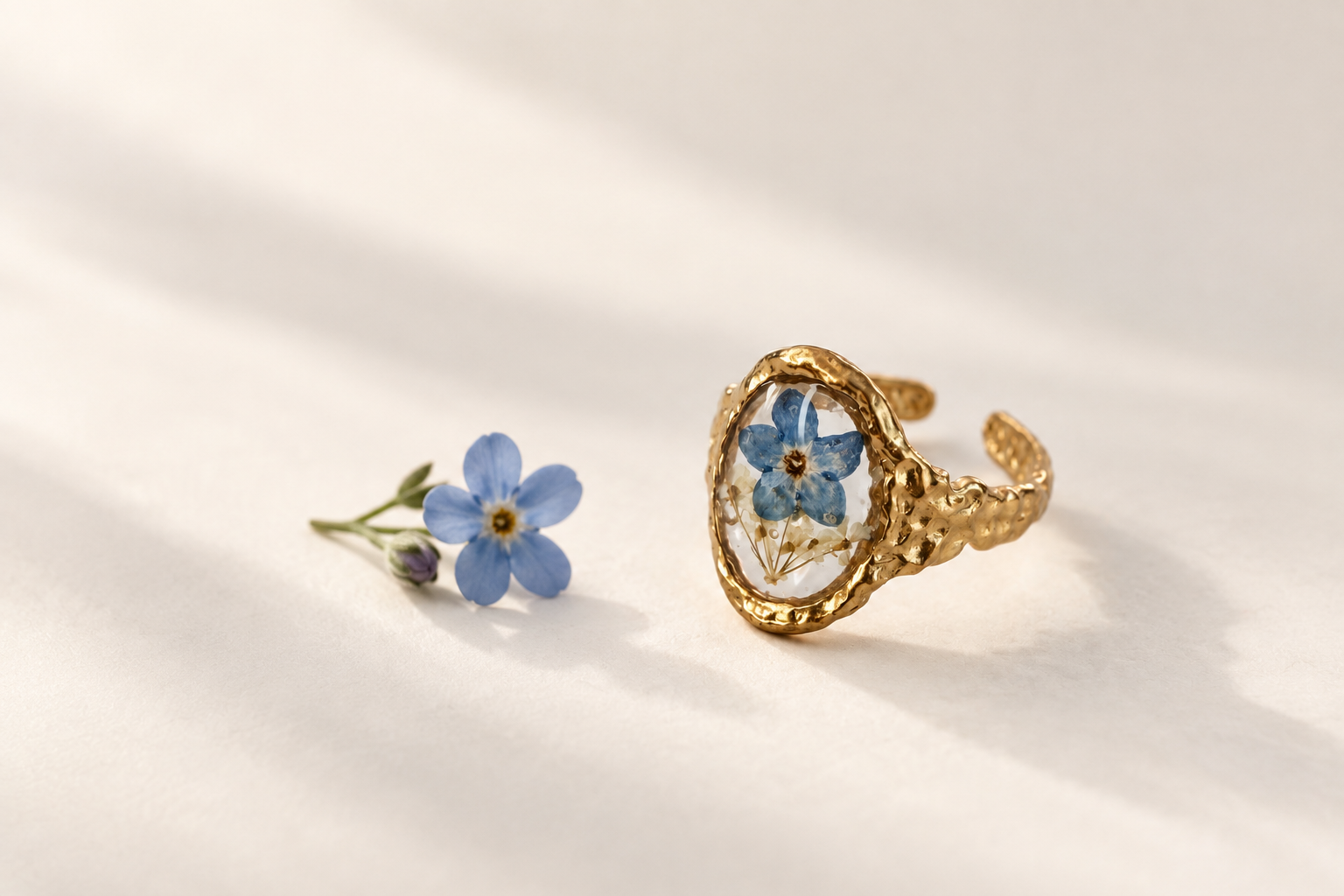 Forget-me-not botanical ring